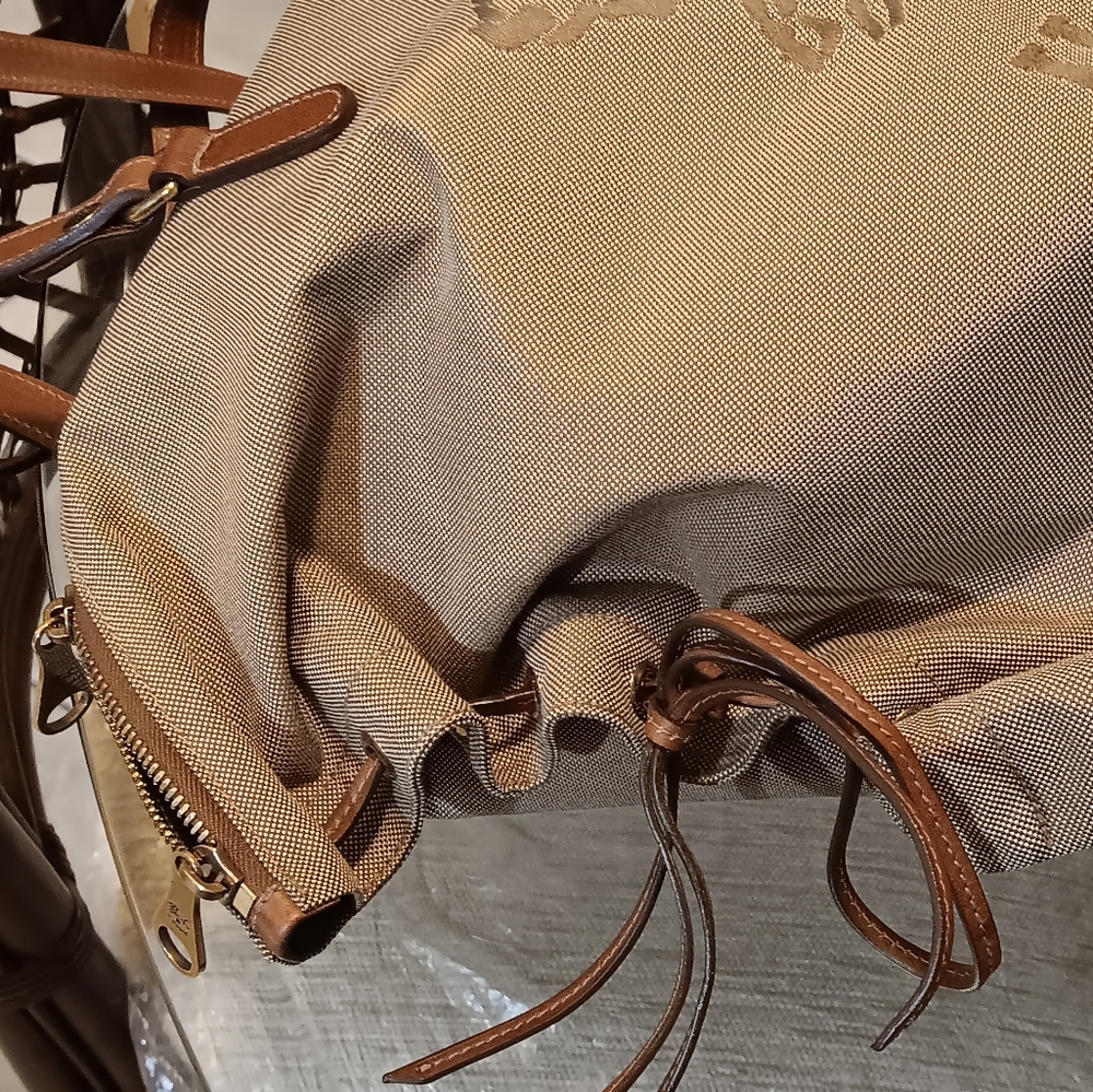 LI Bisonte Handbag - Picture 11 of 11